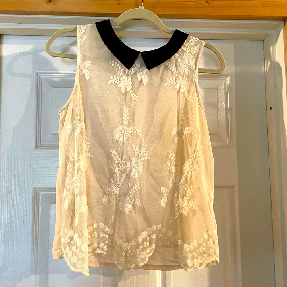 Chloe K Blouse Medium